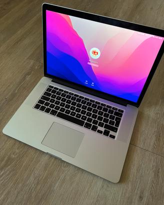 Mac Book Pro 2015 15’ 16gb