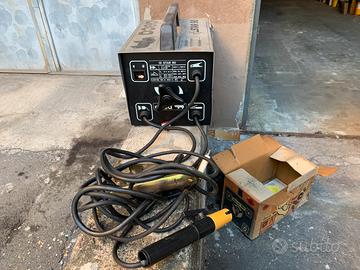 Saldatrice ad elettrodo Deca