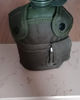 borraccia + porta borraccia softair con attacchi c