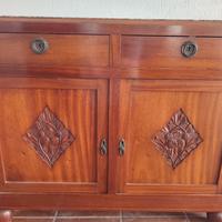 madia in legno massello.