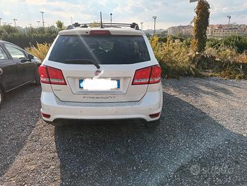 Fiat Freemont lounge 2000 4wd 170 cv