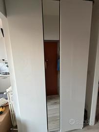 Armadio ikea con specchio