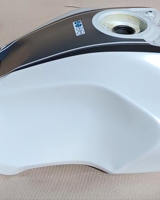 Serbatoio  bianco Honda CB1000R 2020