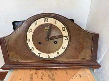 OROLOGIO antico in legno