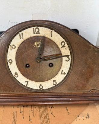 OROLOGIO antico in legno