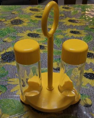 Oliera in vetro e plastica
