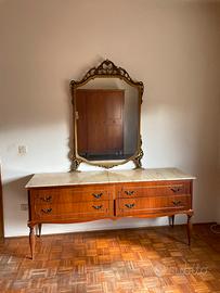 Camera da letto vintage completa in legno