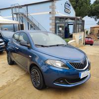 Lancia Ypsilon 1.0 FireFly 5 porte S&S Hybrid Gold