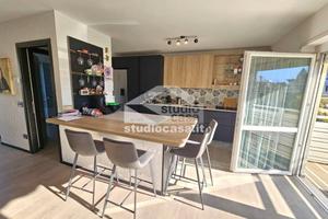 GRANDISSIMO E RAFFINATO 3 CAMERE E DOPPI SERVIZI