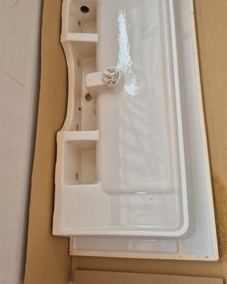 piano lavabo a buca bagno
