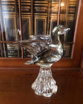 Scultura di un uccello in vetro di Murano