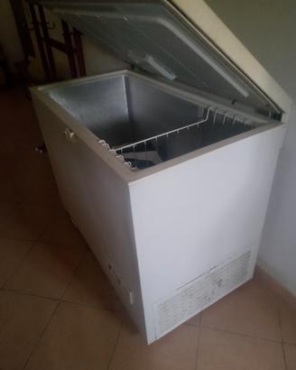 freezer a pozzetto 