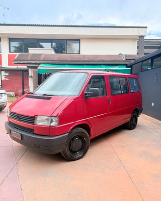 Volkswagen Transporter 2.5 cat Caravelle