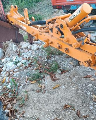 Aratro da scasso 