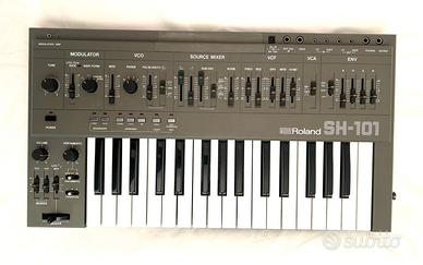 Roland SH101