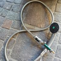 Docce esterna con relativo attacco rapido camper