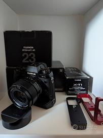 Fujifilm XT1 con 23mm 1.4 R e batterygrip