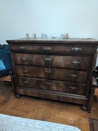 cassettiera antica in legno 