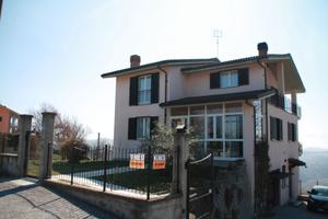Privato vende casa