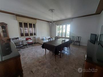 Tricamere studenti/studentesse da settembre