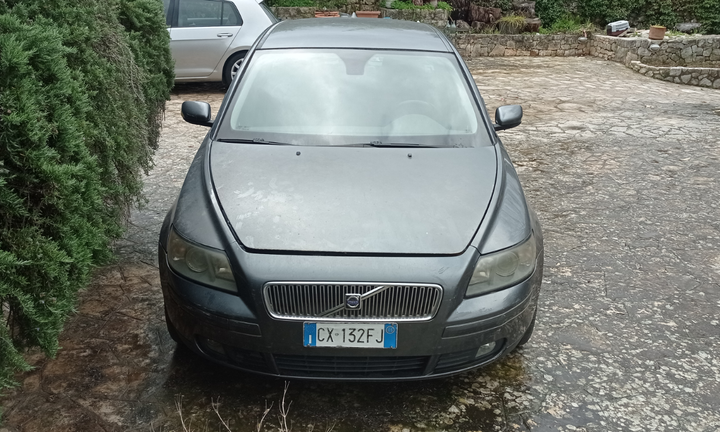 Volvo V50