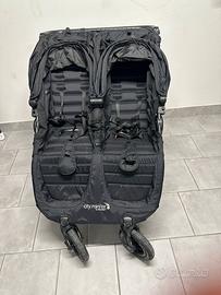 Passeggino gemellare