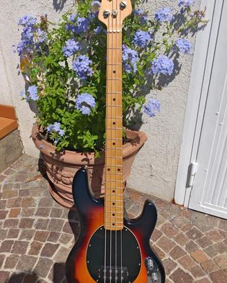 Ernie Ball Musicman Stingray USA