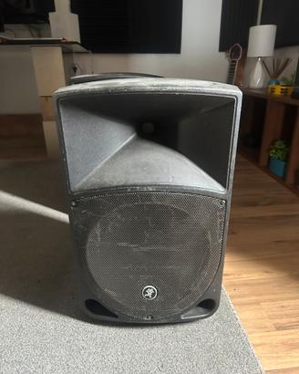 Cassa mackie thump  TH 12 A