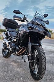 Benelli trk 502 pari al nuovo