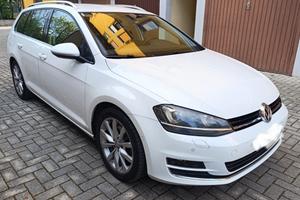 Volkswagen Golf Business 2.0 TDI DSG 5p. Highline 