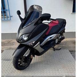 Yamaha T Max 500
