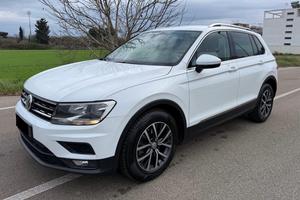 Volkswagen Tiguan 1.6 TDI SCR Business BlueMotion 