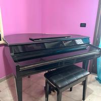 Piano forte digitale a mezza coda