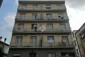 LABORATORIO A TORINO