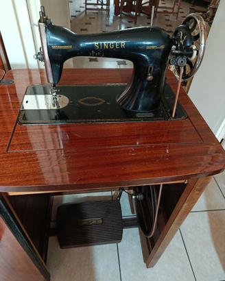 Macchina da cucire vintage Singer