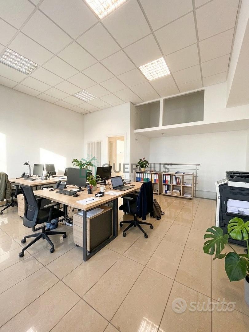 Negozio a Jesolo (VE) - Piazza Mazzini - Vista 3