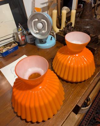 Lampade vintage in vetro opalino arancione anni 70