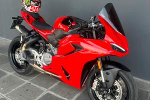 Ducati panigale v2