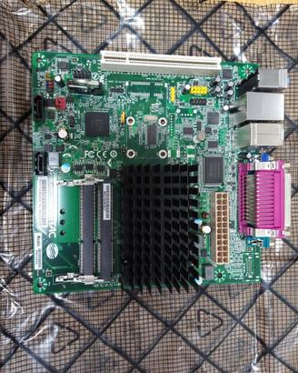 MotherBoard MITAC PD14TI - ITX con 4GB ram