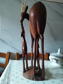 scultura africana vintage ,antilope in legno mass.