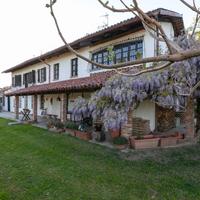 Villa con ampio giardino privato e terreno