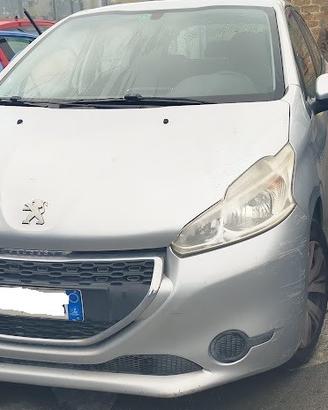 Ricambi Peugeot 208 1.0 B del 2013