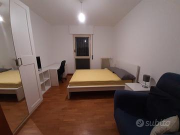 Ampia singola+posto auto CityLife Merlata RhoFiera