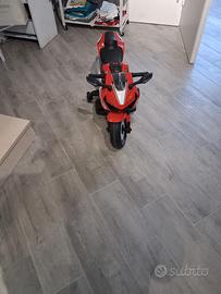 moto elettrica honda cbr 2/3 anni