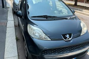 Peugeot  107 CLIMA 88.000km frizione Nuova
