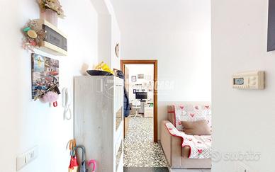 LUMINOSO 3 LOCALI CON AMPIO BALCONE!