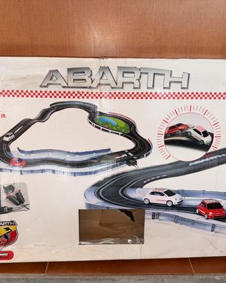 Piste telecomandate, Abarth e pista slot