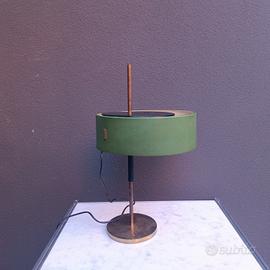 lampada 243 di G. Ostuni, Oluce