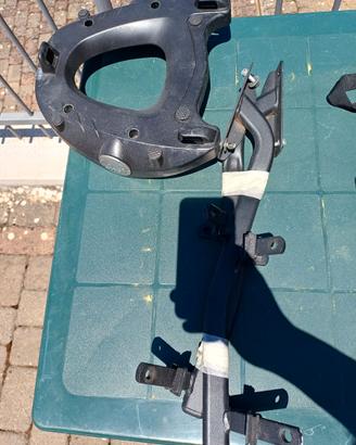 Staffa bauletto, piastra monokey givi Yamaha Fazer