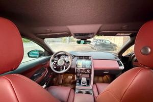 Jaguar E Pace in perfette condizioni